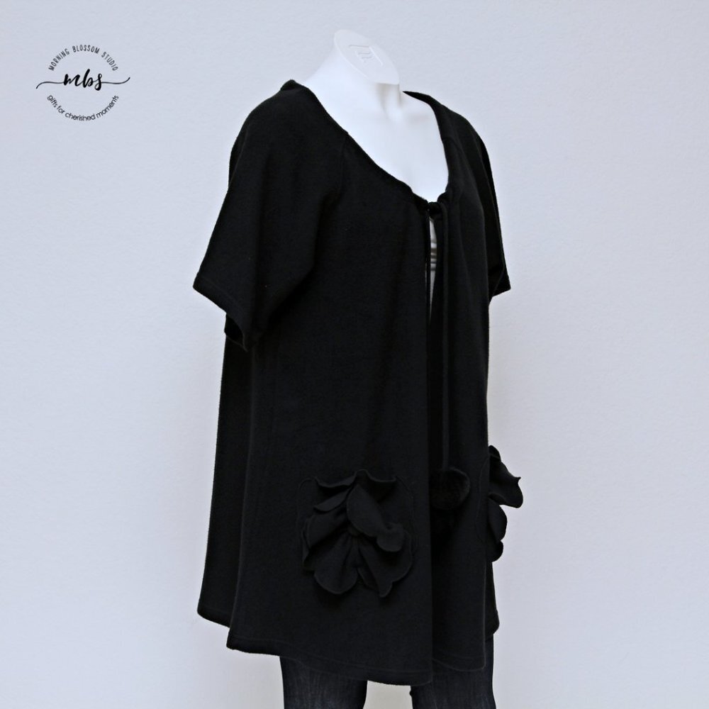 Piko 1988 By Anthropologie Pom Pom Flowy‎ Long Open Cardigan Black Women Size  M - Picture 3 of 10